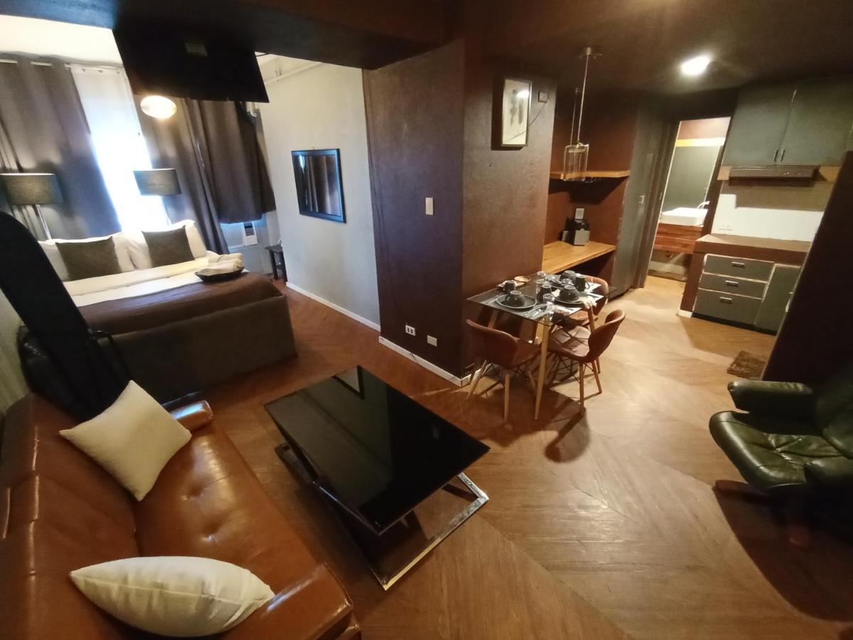 The Staycation - Serviced Rooms マニラ市 エクステリア 写真