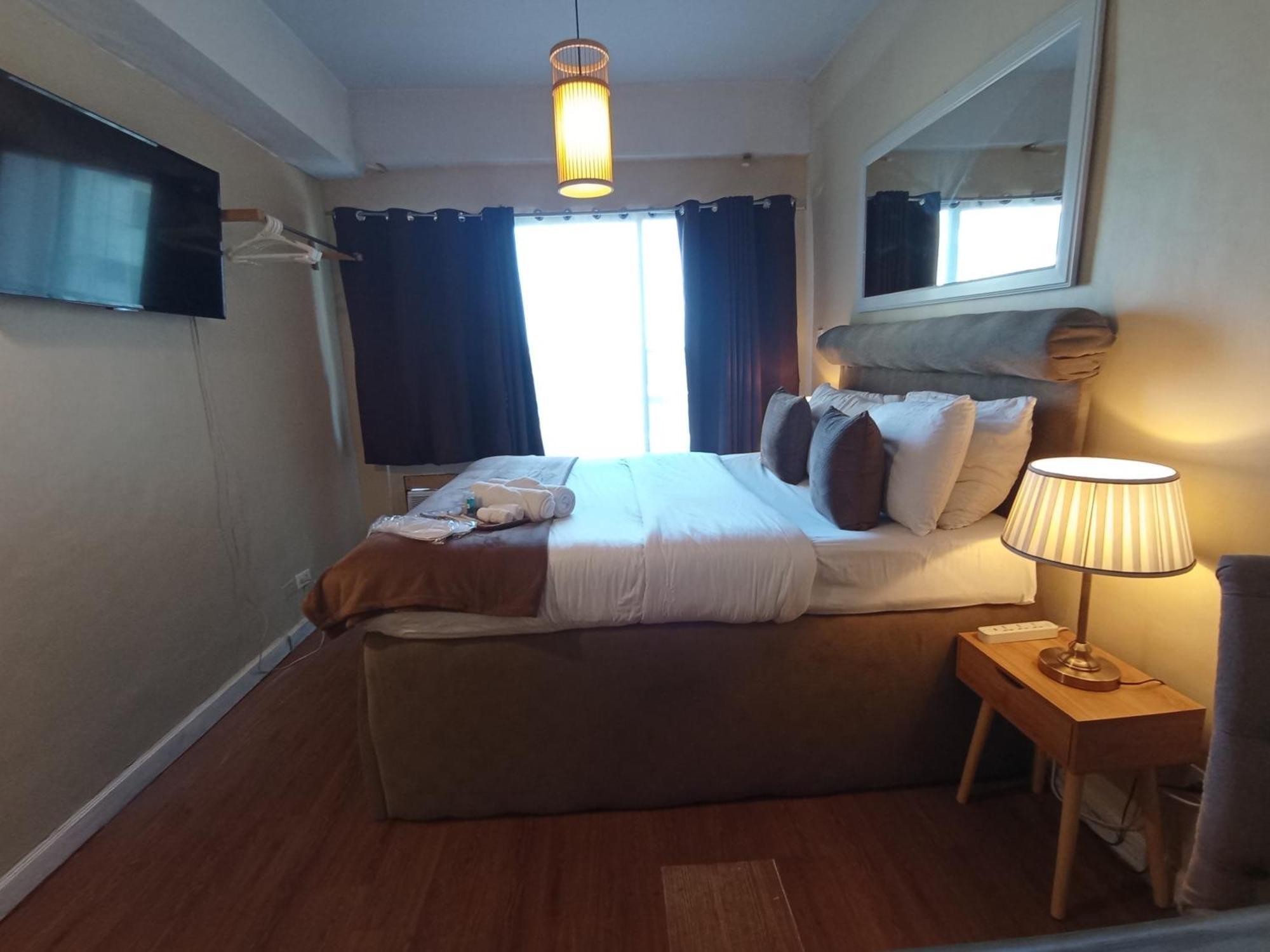 The Staycation - Serviced Rooms マニラ市 部屋 写真