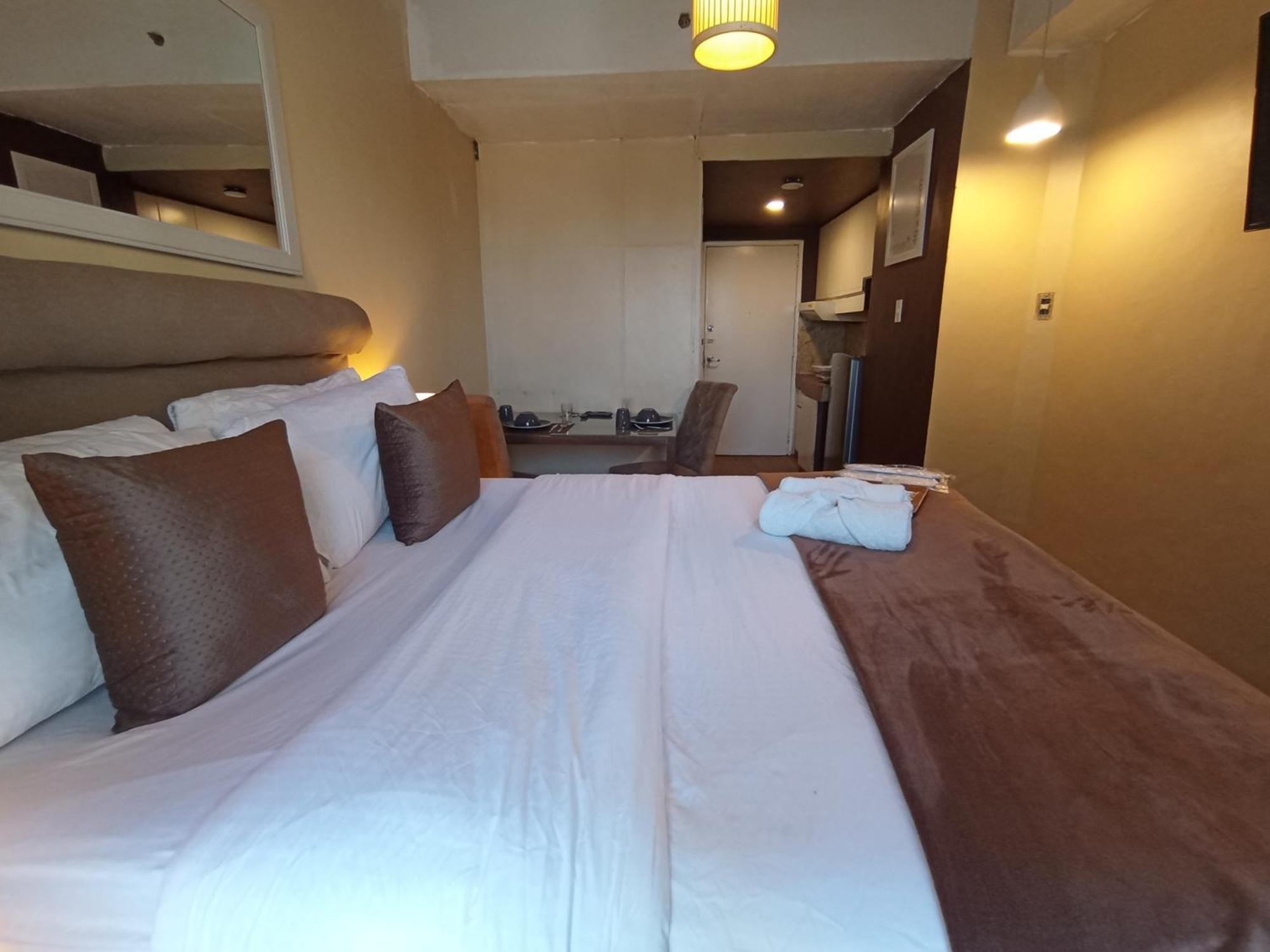 The Staycation - Serviced Rooms マニラ市 部屋 写真
